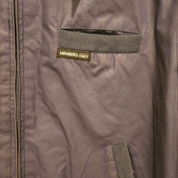 Vintage Member’s Only Classic Iconic Racer Jacket Navy Blue Men's Size 42 Large - Picture 11 of 15